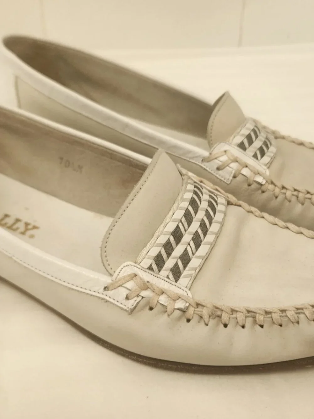 Bally men's loafers 10.5 two tone Cannes model Italy